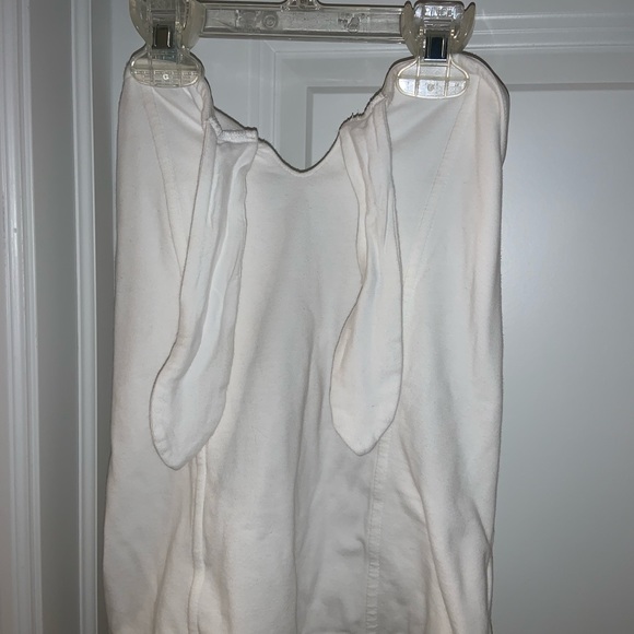 White tie in front tube top - Picture 2 of 2